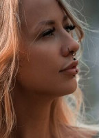 VANESSA - VAAANESCH
