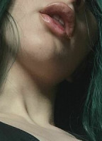 QTKITTN NUDE