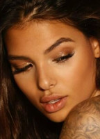 OLIVIAAROMANO
