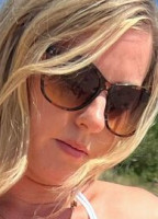 BACKYARD_BIKINI_WIFE