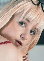 DAISY BANAISY NUDE