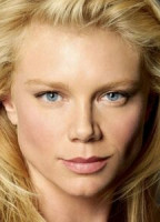 PETA WILSON NUDE