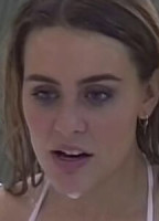 YASMILA MENDEGUIA NUDE