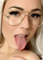 QUINN CAPRI
