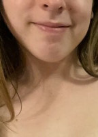 ASHLEYANNXOX