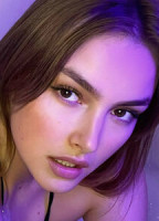 NAOMI_REYNERS_VIP