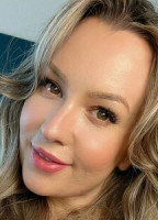 HOTMOMLOVE