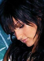 ASHLEE SIMPSON ROSS
