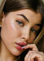 SCARLET GENTILE