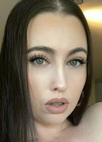 DANIELLELANCASTER NUDE