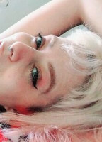 GI MORNNI NUDE