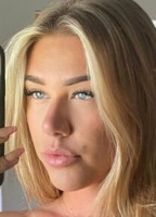 ITSHAYLEEBABE