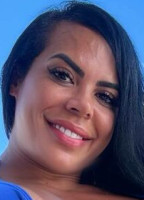ALINE ARAJO