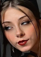 FOXYYRAEE