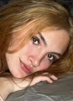 XVIOLETMOORE