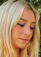 ALEXA GOLDBERG