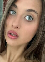 VERONIKA TAUROSS