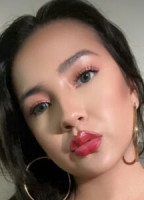 NIKISWIFT / NAUGHTY NIKI