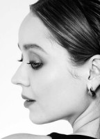 MADELEINE ARTHUR NUDE