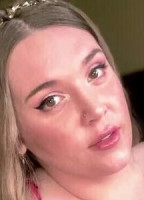JESSICABLAZETONGUE