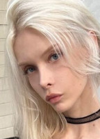 NEONDEMON_