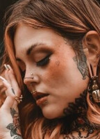 LINA.SCISSORHAND