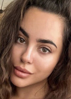 KARYNA KARDELIAN NUDE