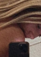 PHOEBEISOBELX NUDE