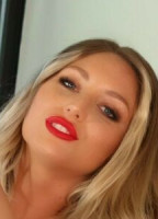 KAYLEY GUNNER NUDE
