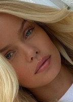 FRIDA AASEN NUDE