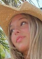 MADDY TAYLOR