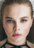 DARINA BARBIE