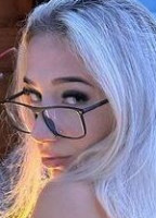 ISADORA VALE DEZOITOU