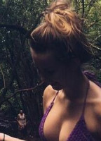 RIANABAILEY NUDE
