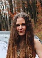 ANNE PEISKER