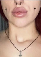 REDHEADSDOITBETTER_X