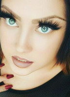 FRAULEINVIVICALEE