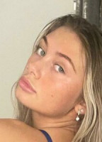 ELLIE NUTTALL