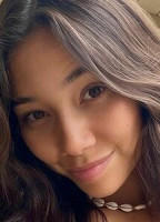 DESIREE FLORES
