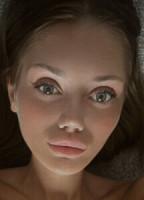 BLONDEBOMBSHELL4600