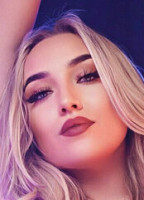 QUINCYENTERTAINMENT NUDE