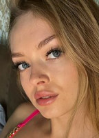 TEEN MIA