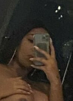 CREOLEBARBIEEEE NUDE
