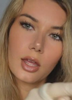 SABRINA VAZ NUDE