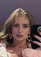 CARLYDENISE_W - CARLY WOUTERS ART TEACHER