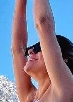 YASMIN CASTILHO NUDE