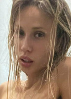 ALICE_WANDERS