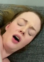SAMANTHA REIGNS NUDE