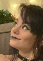 SKYLARAYNESGRAY