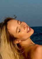 NICOLE MARRONE
